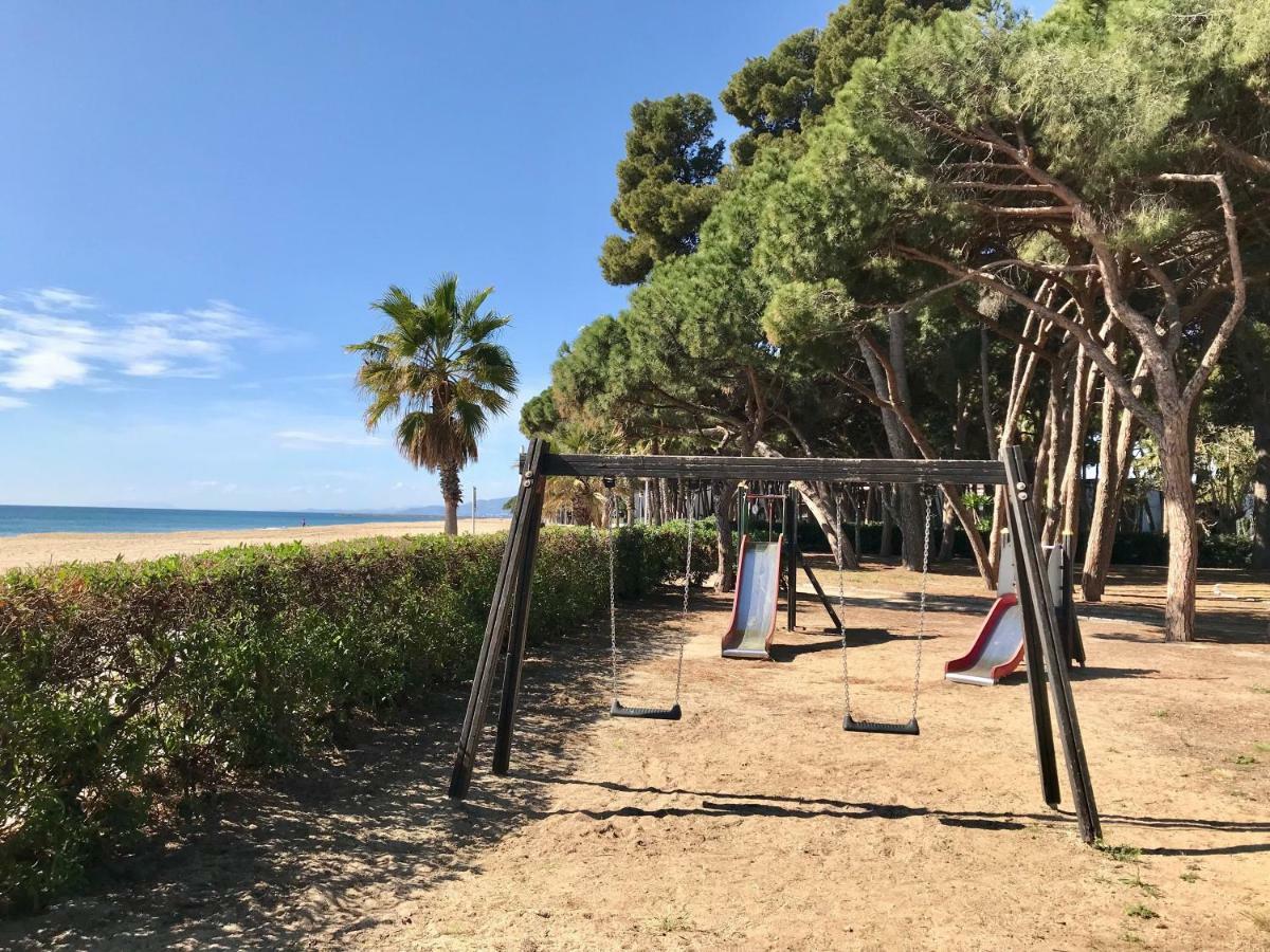 קמברילס Residencia Beach מראה חיצוני תמונה